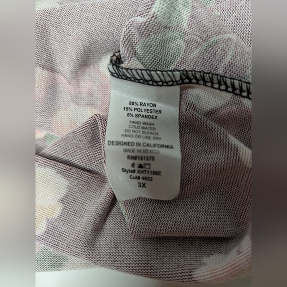 NWT Haptics by Holly Harper 3XL Maroon Floral Long Sleeve Top - Picture 4 of 9